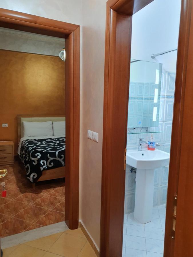 Kompleksi Gjoni 3* Fier